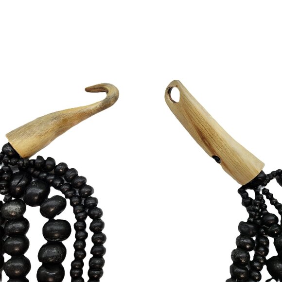 Tribal Bone Closure Beads Necklace - Picture 4 of 4